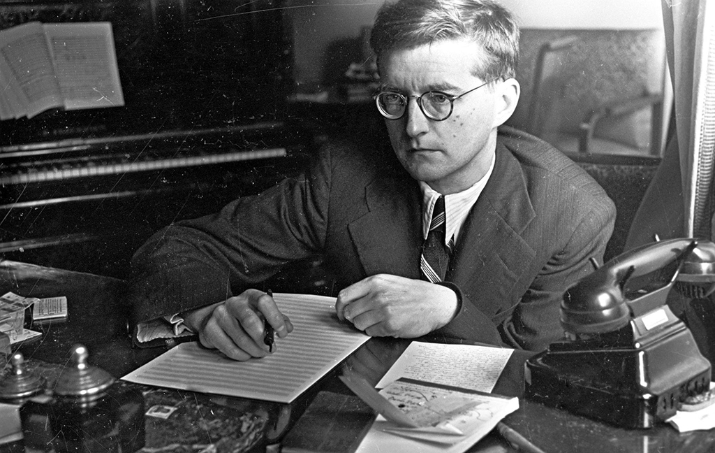 В Зале Зарядье исполнят все симфонии Шостаковича