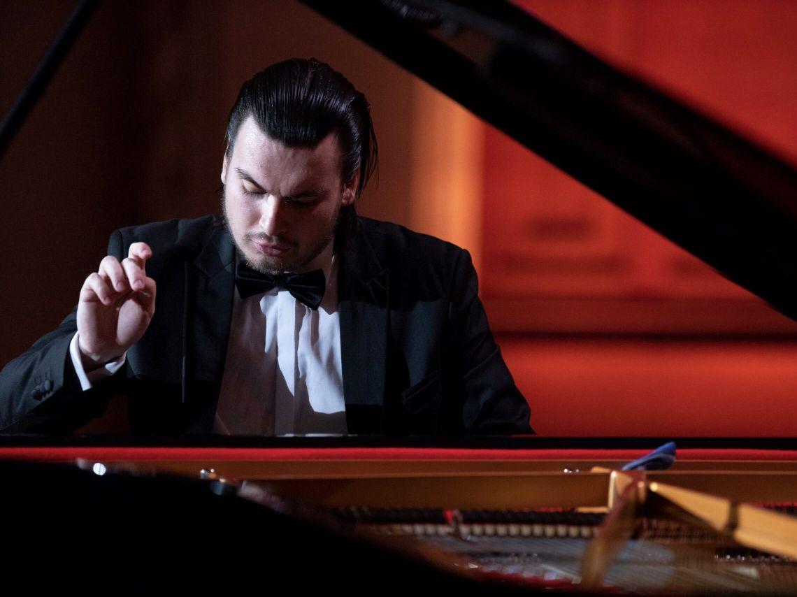 Music Dream Team of Russia Alexander Klyuchko, piano
