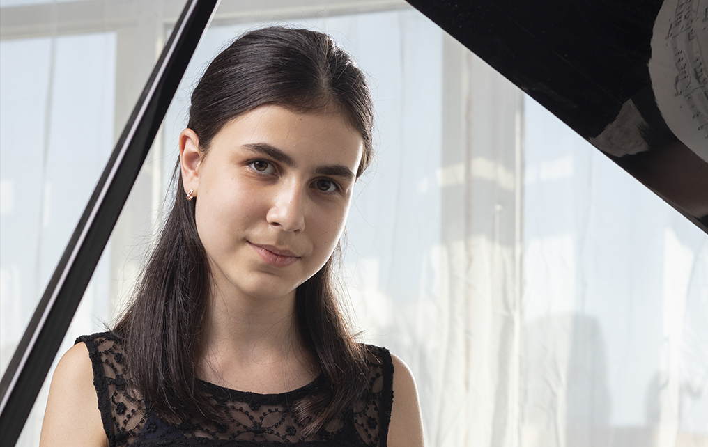 Alexandra Dovgan, piano
