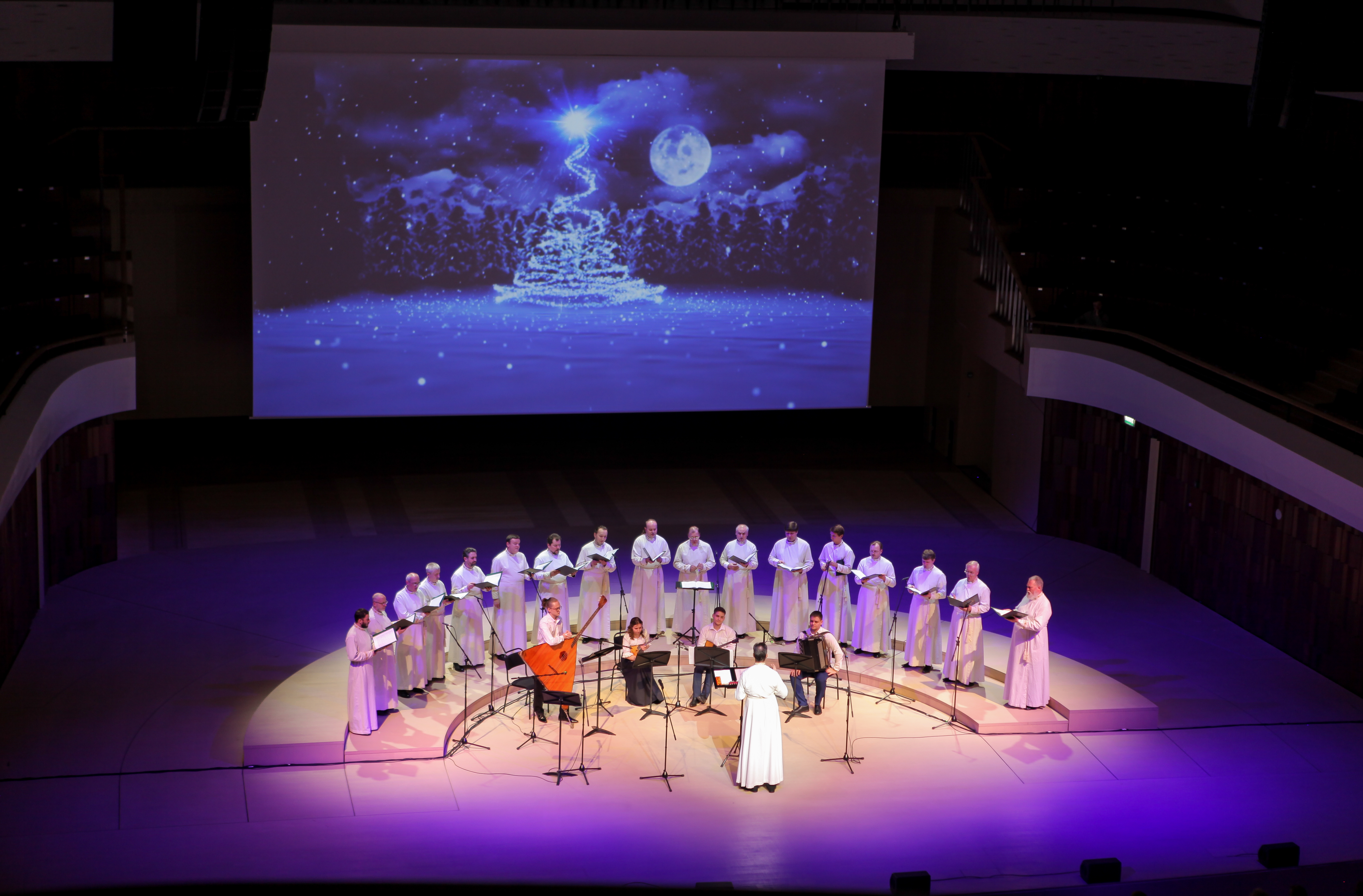 Festive Male Choir of Moscow Danilov monastery “Music of Christmas”