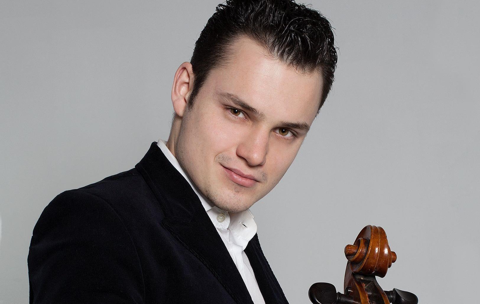 MGASO. Conductor – Conrad van Alphen Arseny Chubachin, cello
